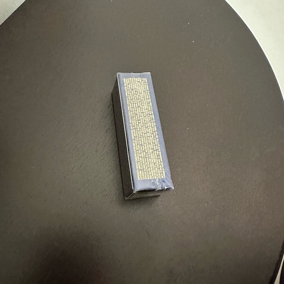 NEW ESTÉE LAUDER PURE COLOUR ENVY SCULPTING LIPSTICK IN SHADE INSOLENT PLUM 3.5g - Picture 6 of 7